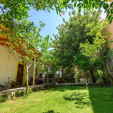 Small Villa Gerani Agios Vlasios  Exteriér fotografie